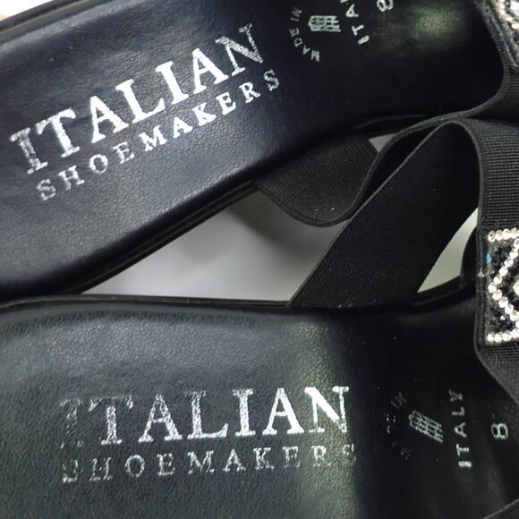 Italian Shoemakers Women's Black Elastic Sandals - Picture 10 of 10